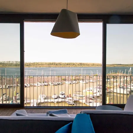 Апартаменты Z1-das Haus Цвенкау